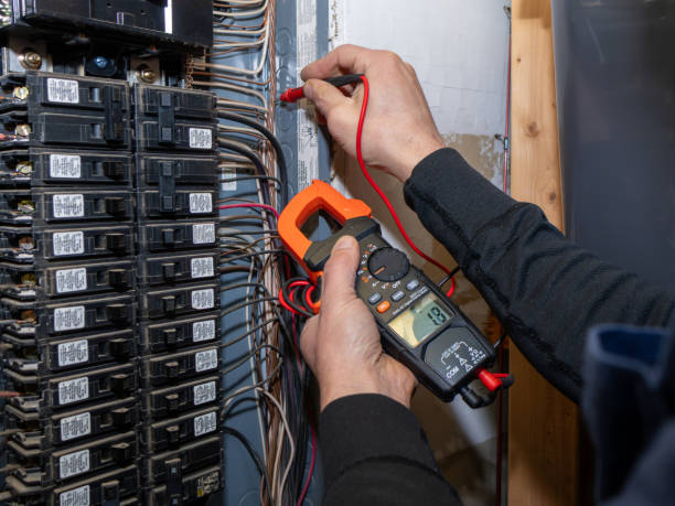 Best Local Electrician Companies  in Bayou Country Clu, LA